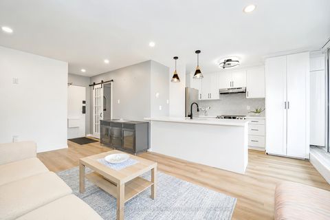 Photo 13 at 110 - 5 San Romano Way, Black Creek, Toronto
