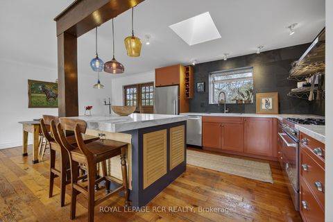 Photo 2 at 22 Rice Drive, Schomberg, King