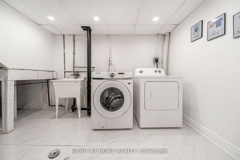 Photo 9 at 12 Lace Fernway Way W, Don Valley Village, Toronto