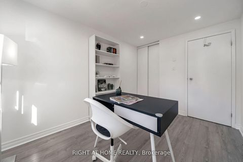 Photo 19 at 12 Lace Fernway Way W, Don Valley Village, Toronto