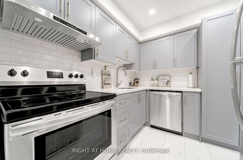 Photo 32 at 12 Lace Fernway Way W, Don Valley Village, Toronto