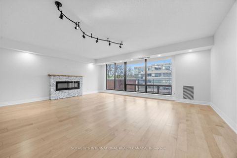 Photo 3 at 410 - 260 Heath Street W, Forest Hill South, Toronto