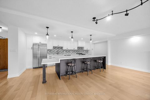Photo 13 at 410 - 260 Heath Street W, Forest Hill South, Toronto