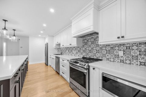 Photo 19 at 410 - 260 Heath Street W, Forest Hill South, Toronto