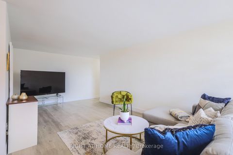 Photo 4 at 207 - 1455 Lawrence Avenue W, Amesbury, Toronto