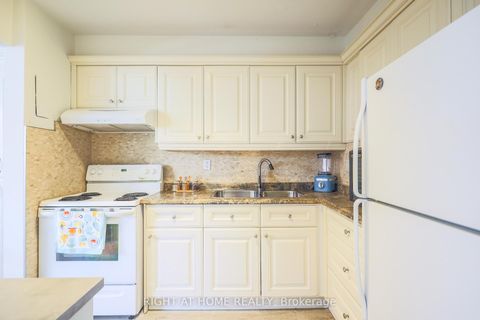 Photo 9 at 207 - 1455 Lawrence Avenue W, Amesbury, Toronto