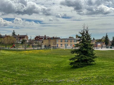 Photo 32 at 207 - 1455 Lawrence Avenue W, Amesbury, Toronto