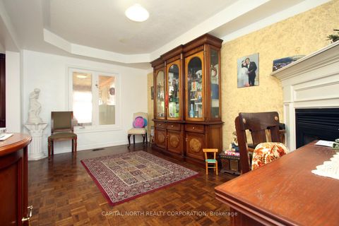 Photo 7 at 6 Wildhaven Crescent, Maple, Vaughan