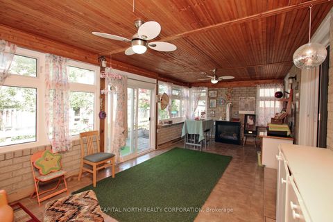 Photo 13 at 6 Wildhaven Crescent, Maple, Vaughan