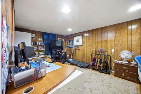 Photo 25 at 12 San Vito Way, Jane Heights, Toronto