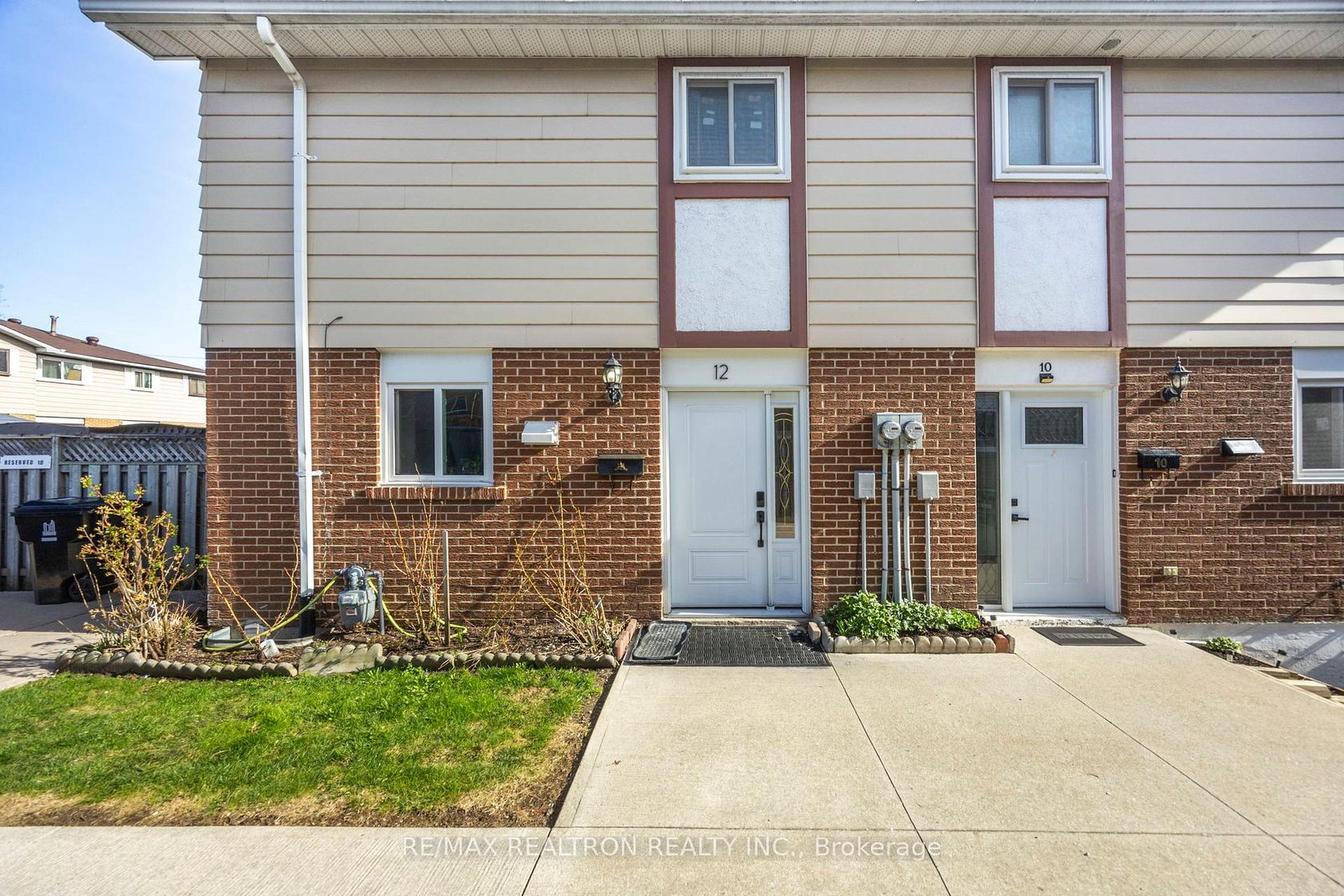 12 San Vito Way, Jane Heights, Toronto photo 3