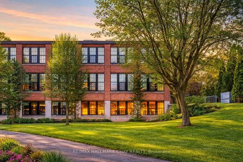 Photo 30 at 106 - 543 Timothy Street, Central Newmarket, Newmarket