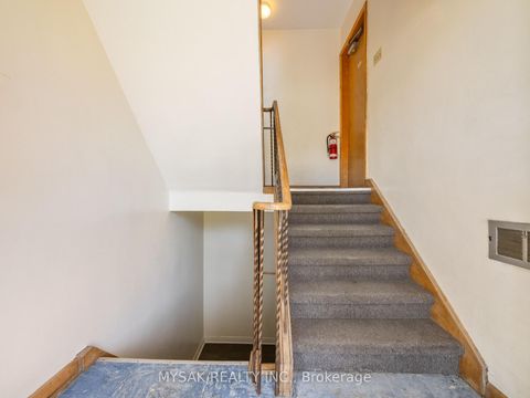 Photo 2 at 150 Park Street, Cliffside, Toronto
