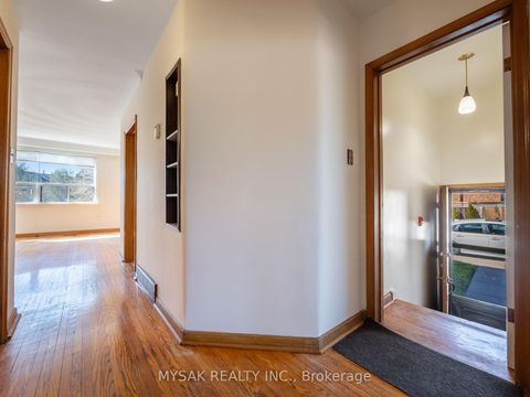 Photo 9 at 150 Park Street, Cliffside, Toronto
