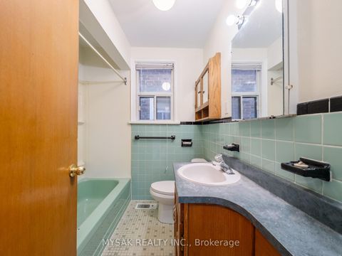 Photo 13 at 150 Park Street, Cliffside, Toronto