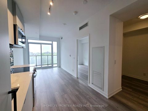 Photo 11 at 822 - 285 Dufferin Street, South Parkdale, Toronto