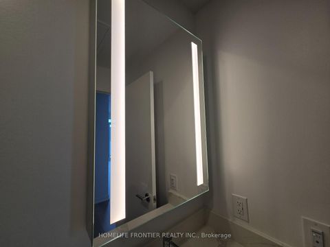 Photo 16 at 822 - 285 Dufferin Street, South Parkdale, Toronto
