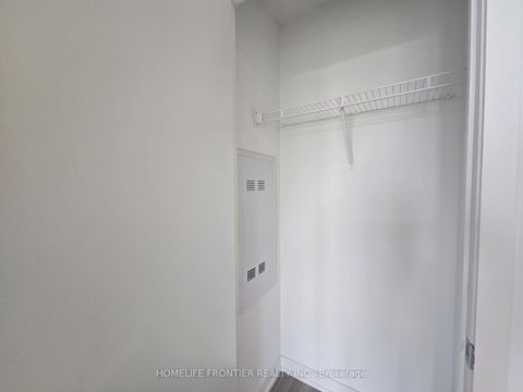 Photo 17 at 822 - 285 Dufferin Street, South Parkdale, Toronto