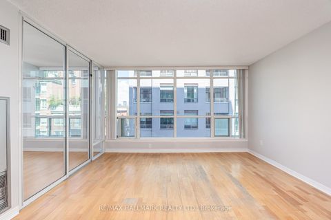Photo 3 at 506 - 942 Yonge Street, Annex, Toronto