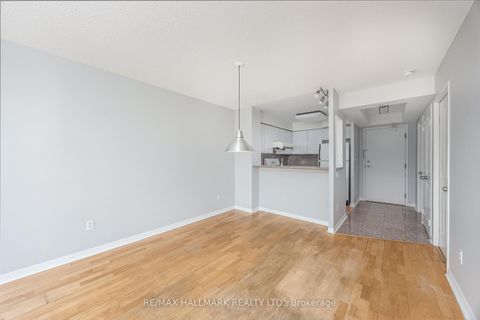 Photo 8 at 506 - 942 Yonge Street, Annex, Toronto