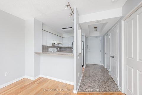 Photo 9 at 506 - 942 Yonge Street, Annex, Toronto