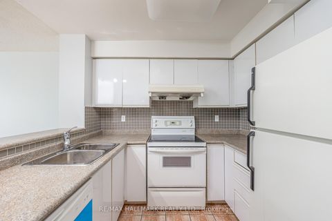 Photo 12 at 506 - 942 Yonge Street, Annex, Toronto
