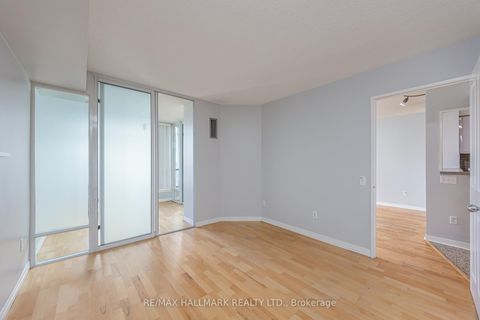 Photo 18 at 506 - 942 Yonge Street, Annex, Toronto