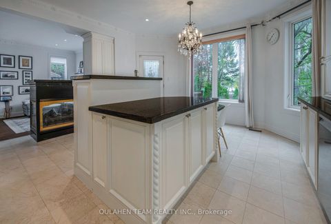 Photo 14 at 133 Spring Garden Avenue, Willowdale East, Toronto