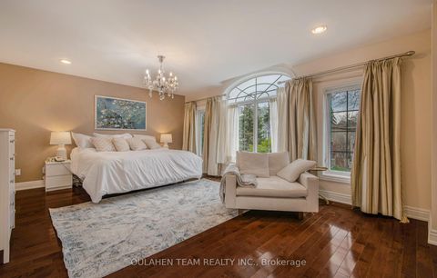 Photo 17 at 133 Spring Garden Avenue, Willowdale East, Toronto