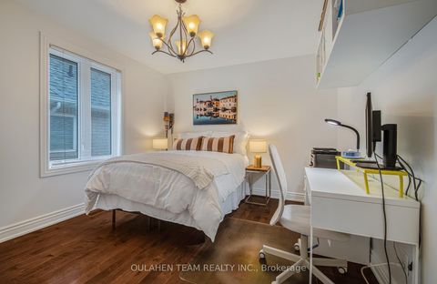 Photo 23 at 133 Spring Garden Avenue, Willowdale East, Toronto