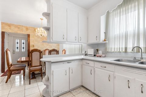 Photo 12 at 102 Cleta Drive, Kennedy Park, Toronto