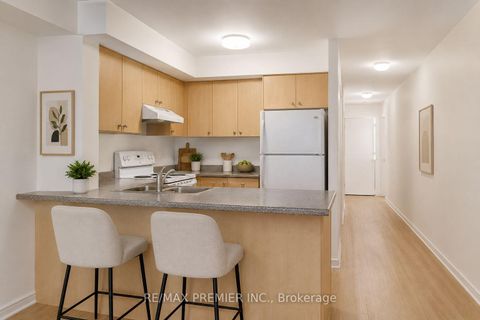 Photo 3 at 17 - 55 Cedarcroft Boulevard, Branson, Toronto
