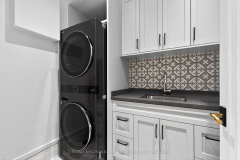 Photo 23 at 34 Greengate Road, Don Mills, Toronto