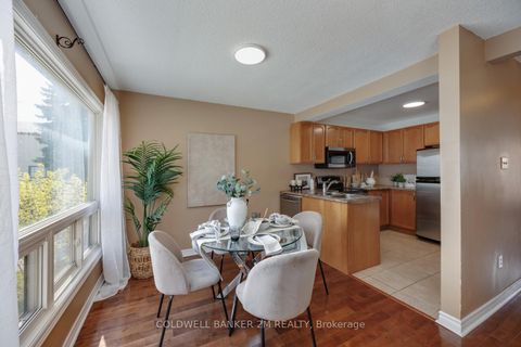 Photo 10 at 72 Parklane Circle, Bowmanville, Clarington