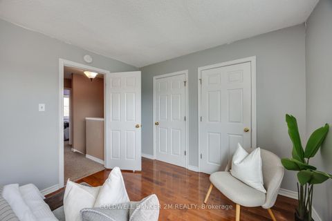 Photo 21 at 72 Parklane Circle, Bowmanville, Clarington