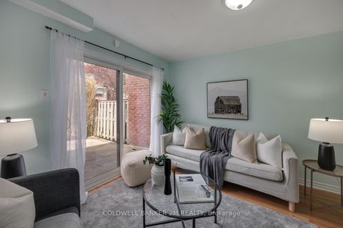 Photo 29 at 72 Parklane Circle, Bowmanville, Clarington