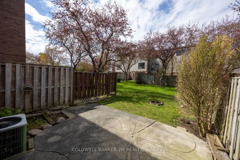 Photo 33 at 72 Parklane Circle, Bowmanville, Clarington