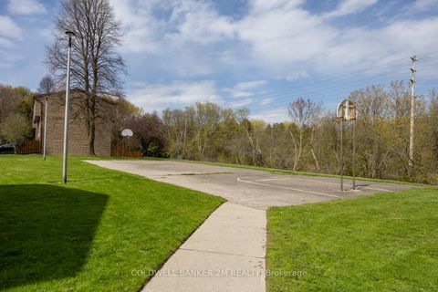 Photo 35 at 72 Parklane Circle, Bowmanville, Clarington