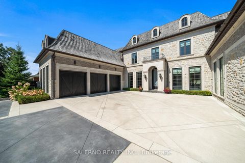 Photo 3 at 236 Banner Lane, King City, King
