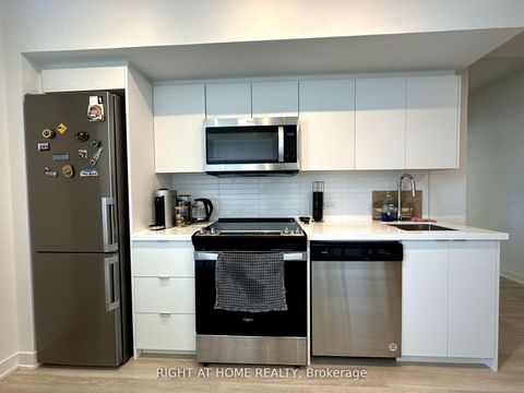 Photo 2 at 903 - 30 Tretti Way, Clanton Park, Toronto