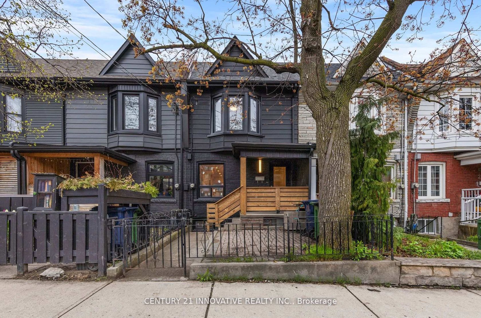 280 Brock Avenue, Dufferin Grove, Toronto photo number 2