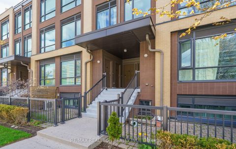 Photo 2 at 206 - 639 Lawrence Avenue W, Lawrence, Toronto
