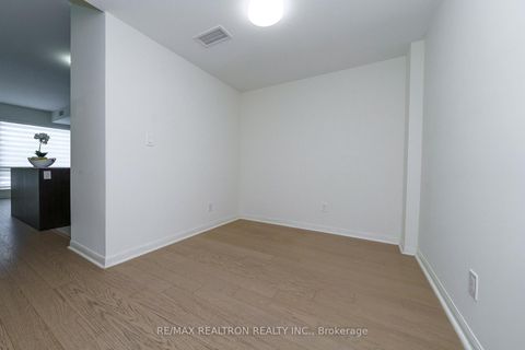 Photo 20 at 206 - 639 Lawrence Avenue W, Lawrence, Toronto