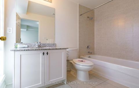 Photo 28 at 206 - 639 Lawrence Avenue W, Lawrence, Toronto