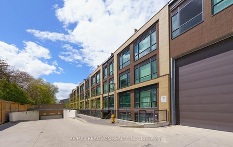 Photo 30 at 206 - 639 Lawrence Avenue W, Lawrence, Toronto