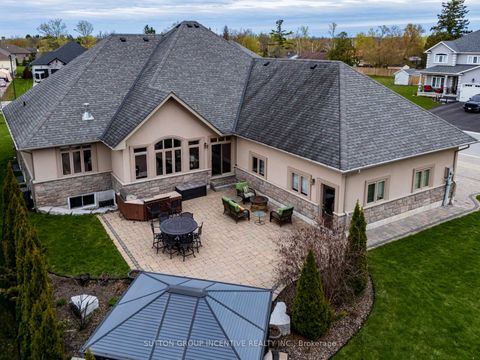 Photo 4 at 260 Sunnybrae Avenue, Stroud, Innisfil
