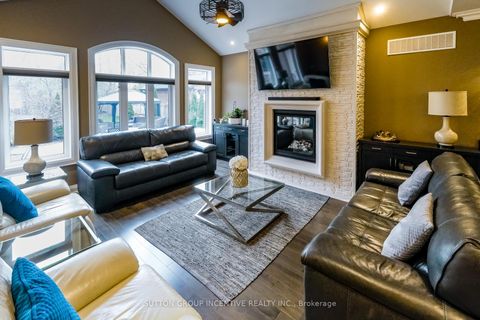 Photo 13 at 260 Sunnybrae Avenue, Stroud, Innisfil