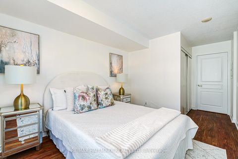 Photo 14 at 311 - 1863 Queen Street E, The Beaches, Toronto
