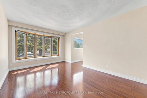 Photo 5 at 51 Greyabbey Trail, Guildwood, Toronto