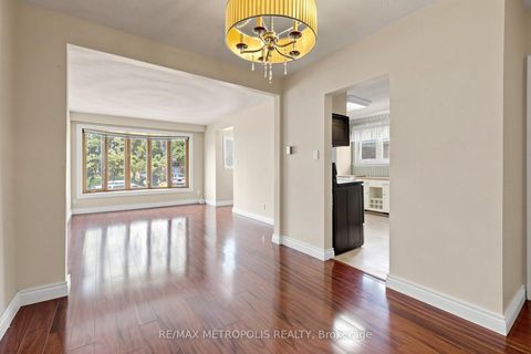 Photo 10 at 51 Greyabbey Trail, Guildwood, Toronto